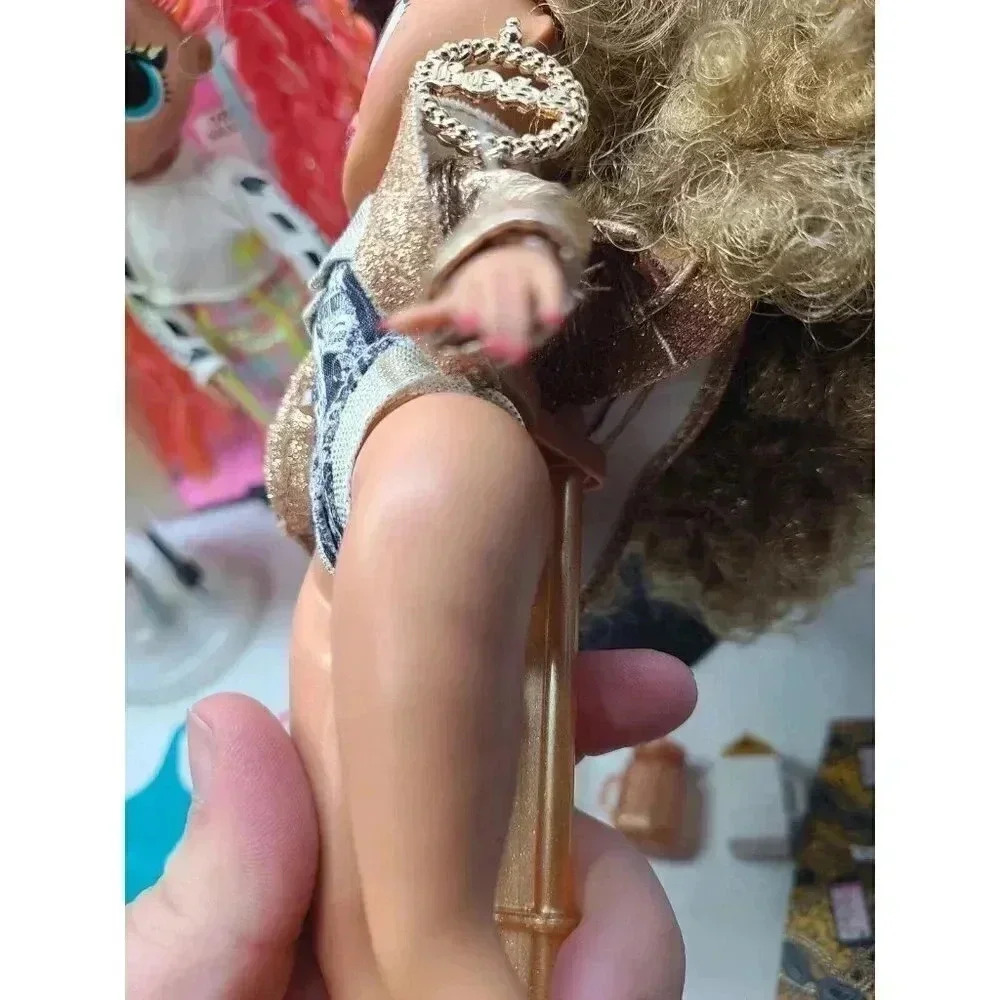 LOL Surprise OMG doll Lot Plus Accessories - Picture 6 of 13